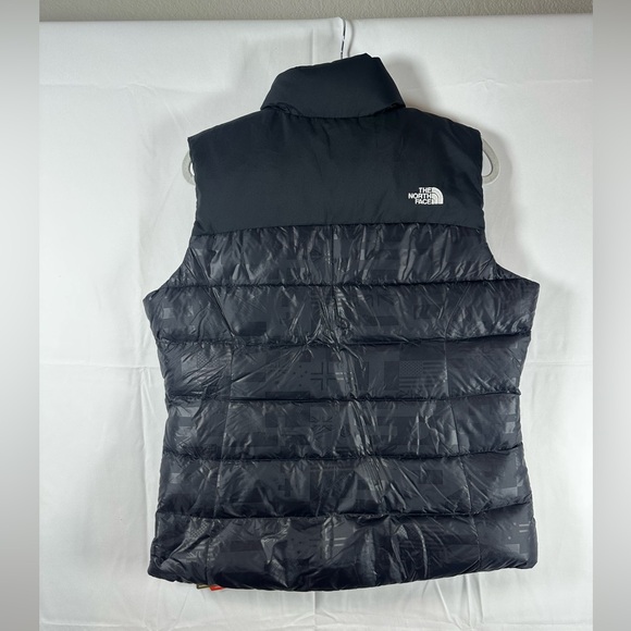 Retro North Face Nuptse Vest Tonal Flag Print - Picture 2 of 10